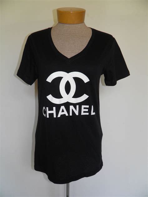 Chanel Tee Shirts .